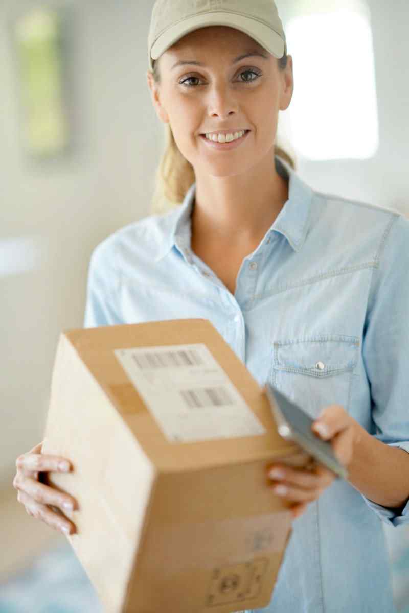 https://www.eleanorhamer.com/wp-content/uploads/2017/07/inner_delivery_01.jpg